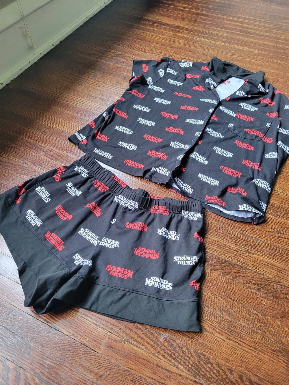 Netflix sleek details sleep